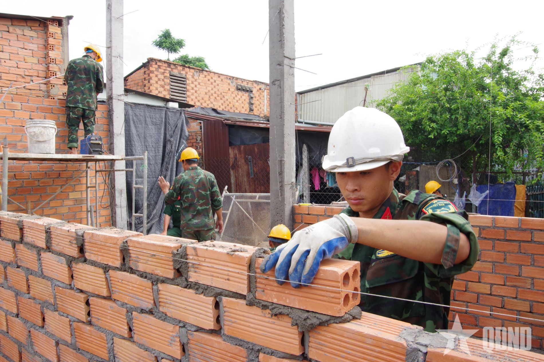 Sư đoàn 309 (Quân khu 7): Làm cho tình quân - dân thêm bền chặt